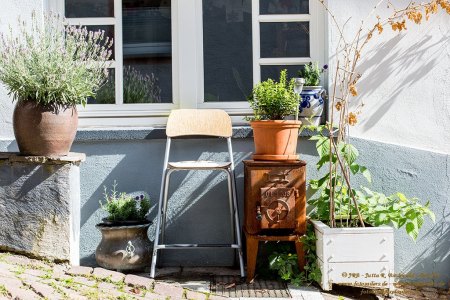 Sitzgelegenheiten